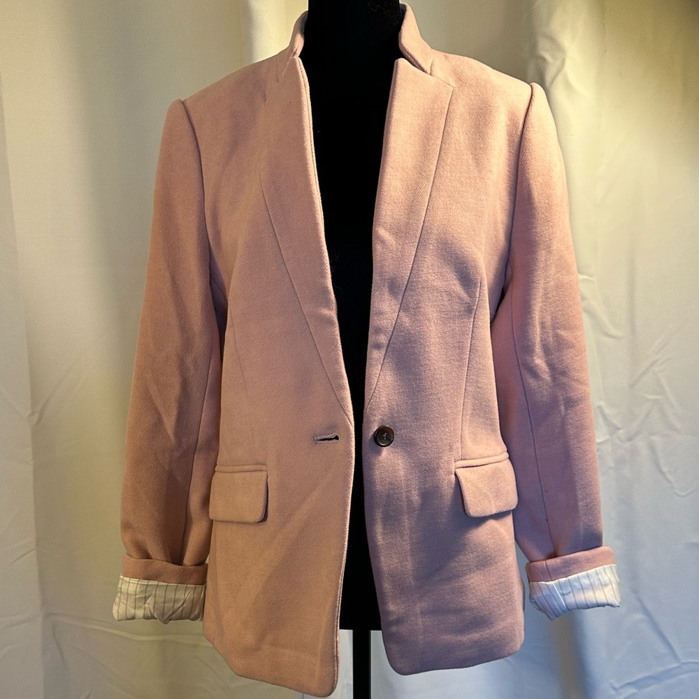 EUC, Banana Republic Blush Blazer, size 4 - Picture 7 of 11